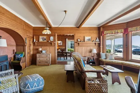 93 Beach Avenue Kennebunk ME 04043