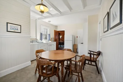 93 Beach Avenue Kennebunk ME 04043