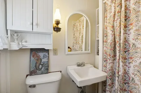 93 Beach Avenue Kennebunk ME 04043