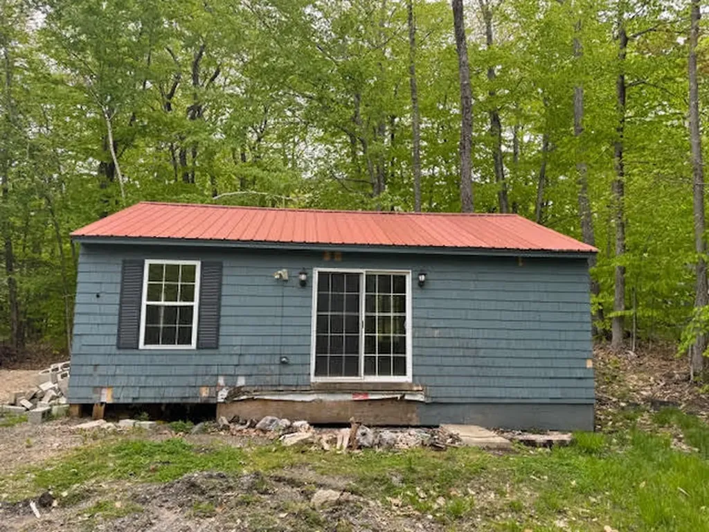 31 Pleasant View Drive Naples ME 04055