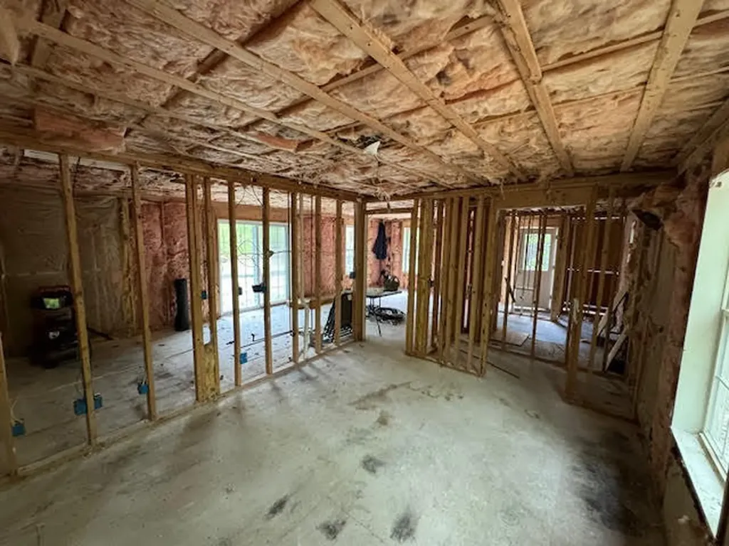 31 Pleasant View Drive Naples ME 04055