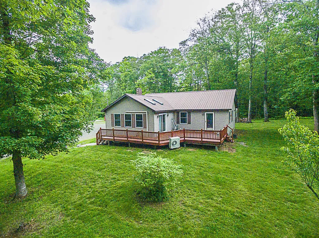 407 Pinnacle Road Canaan ME 04924