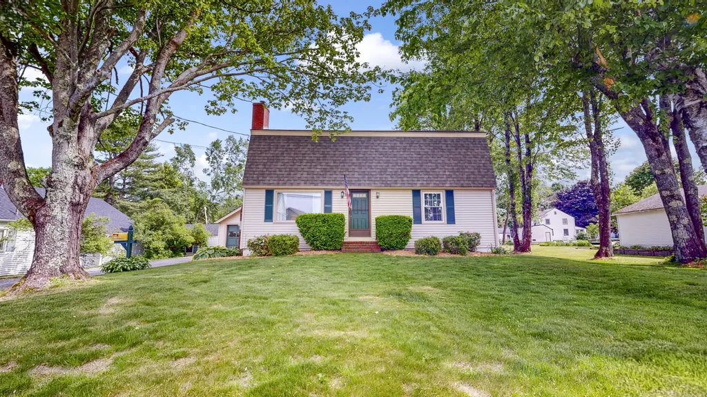 44 Elmwood Avenue Scarborough ME 04074
