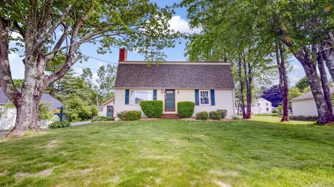 44 Elmwood Avenue Scarborough ME 04074