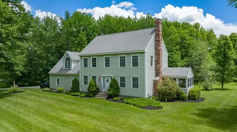 27 Woodfield Drive Scarborough ME 04074