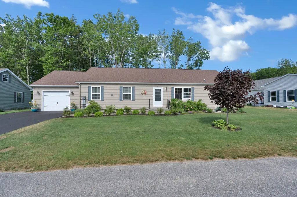 529 Desfosses Avenue Scarborough ME 04074