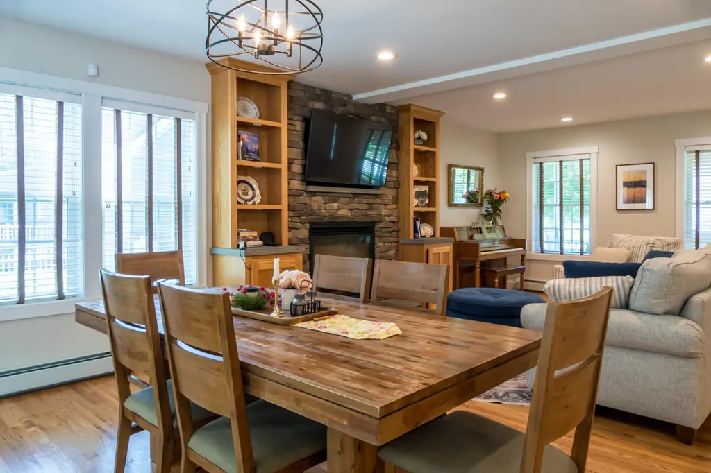 27 Ericas Way Kennebunk ME 04043