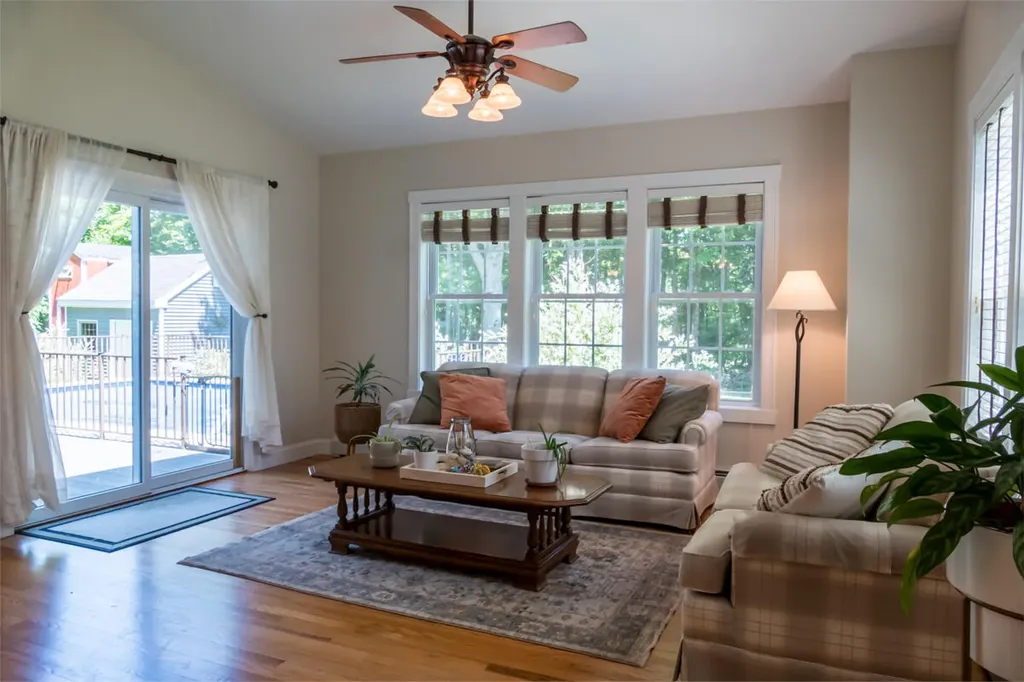 27 Ericas Way Kennebunk ME 04043