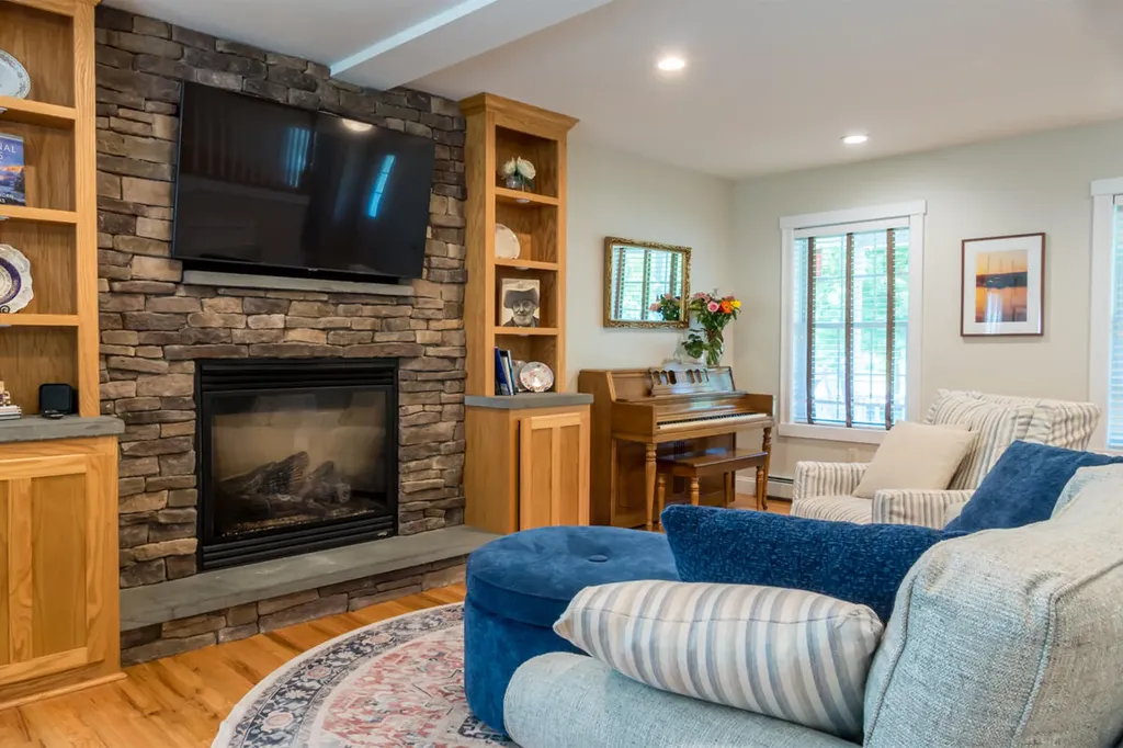 27 Ericas Way Kennebunk ME 04043