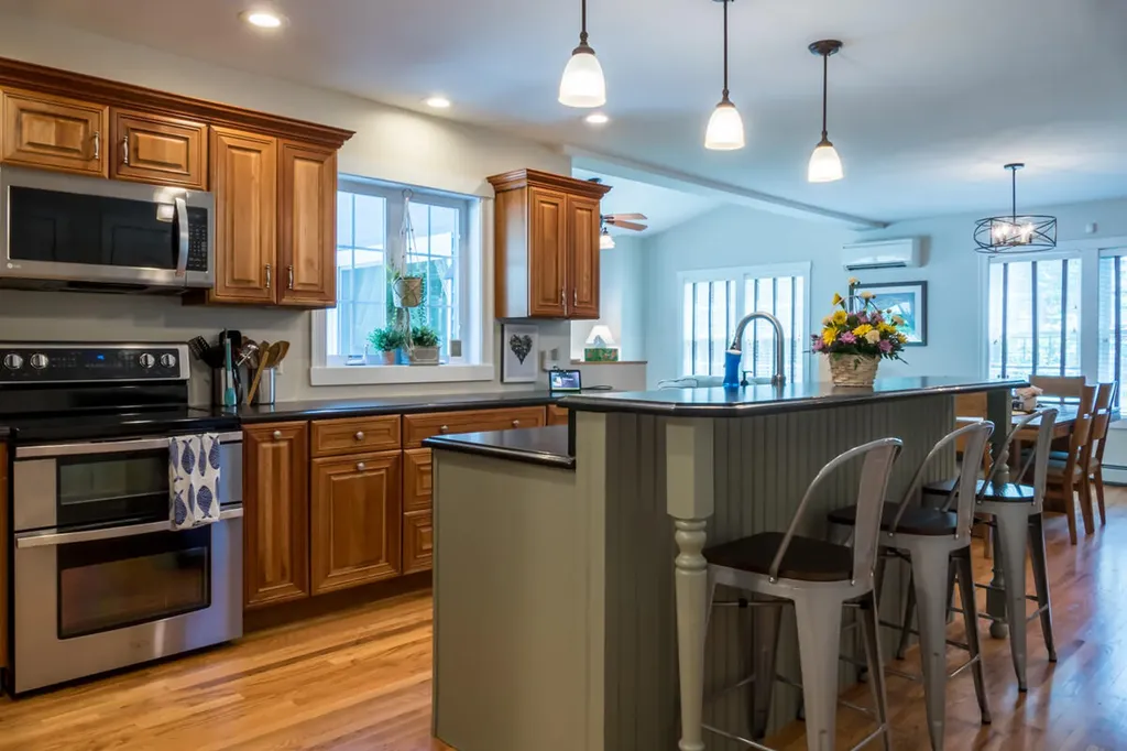 27 Ericas Way Kennebunk ME 04043