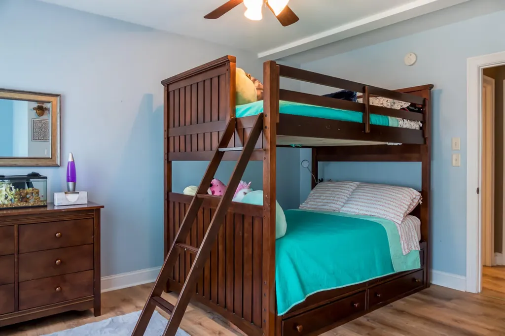 27 Ericas Way Kennebunk ME 04043