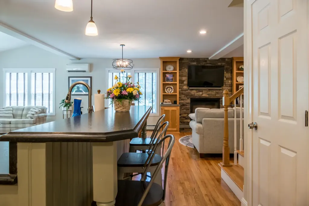 27 Ericas Way Kennebunk ME 04043
