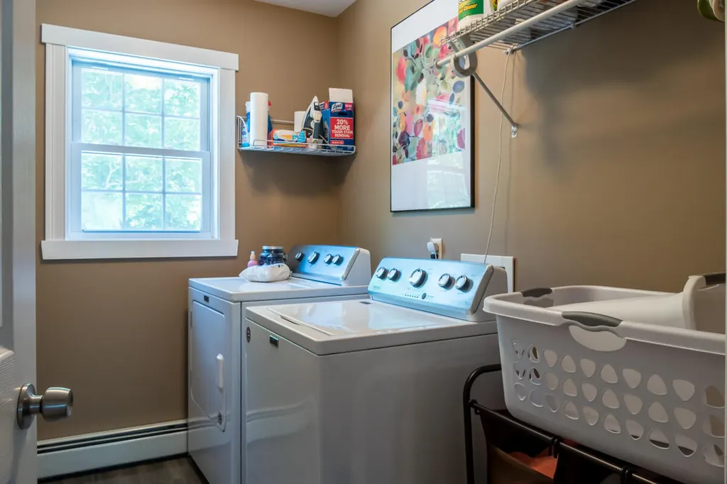27 Ericas Way Kennebunk ME 04043