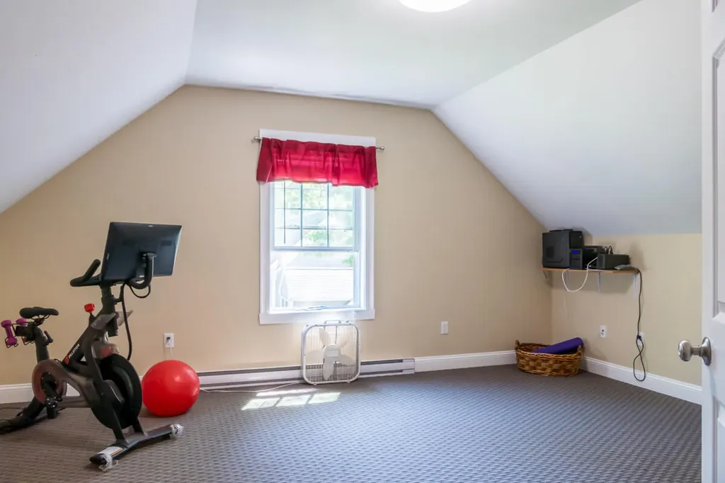 27 Ericas Way Kennebunk ME 04043