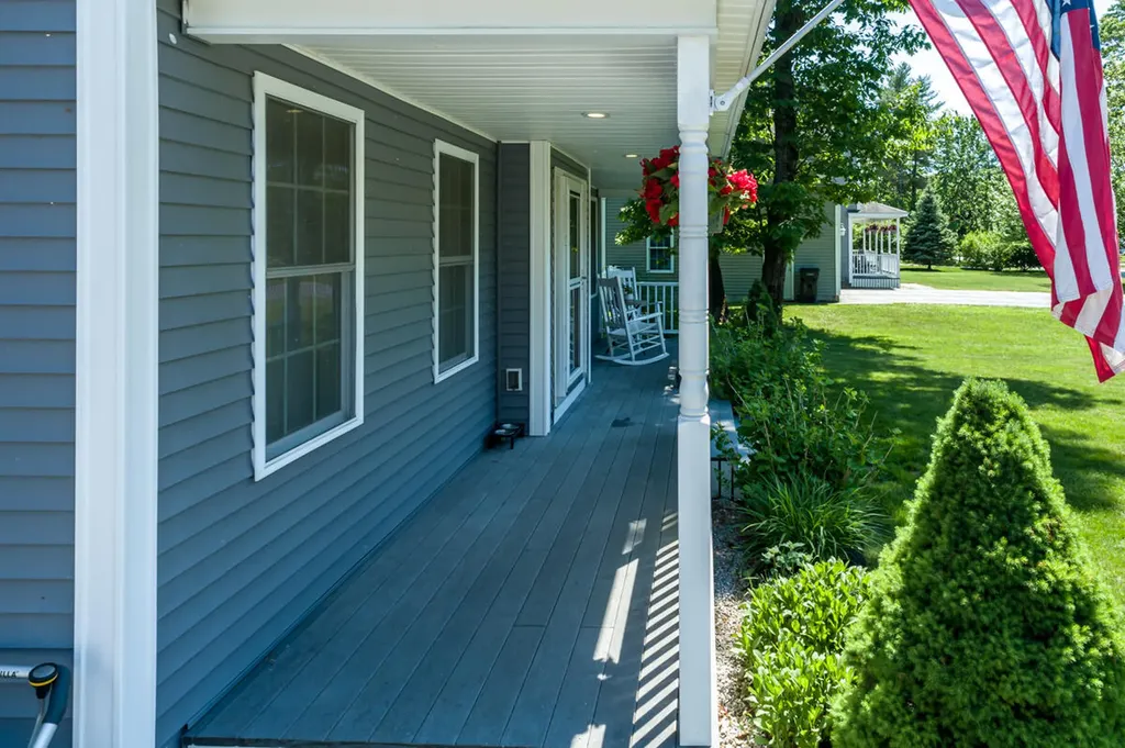 27 Ericas Way Kennebunk ME 04043