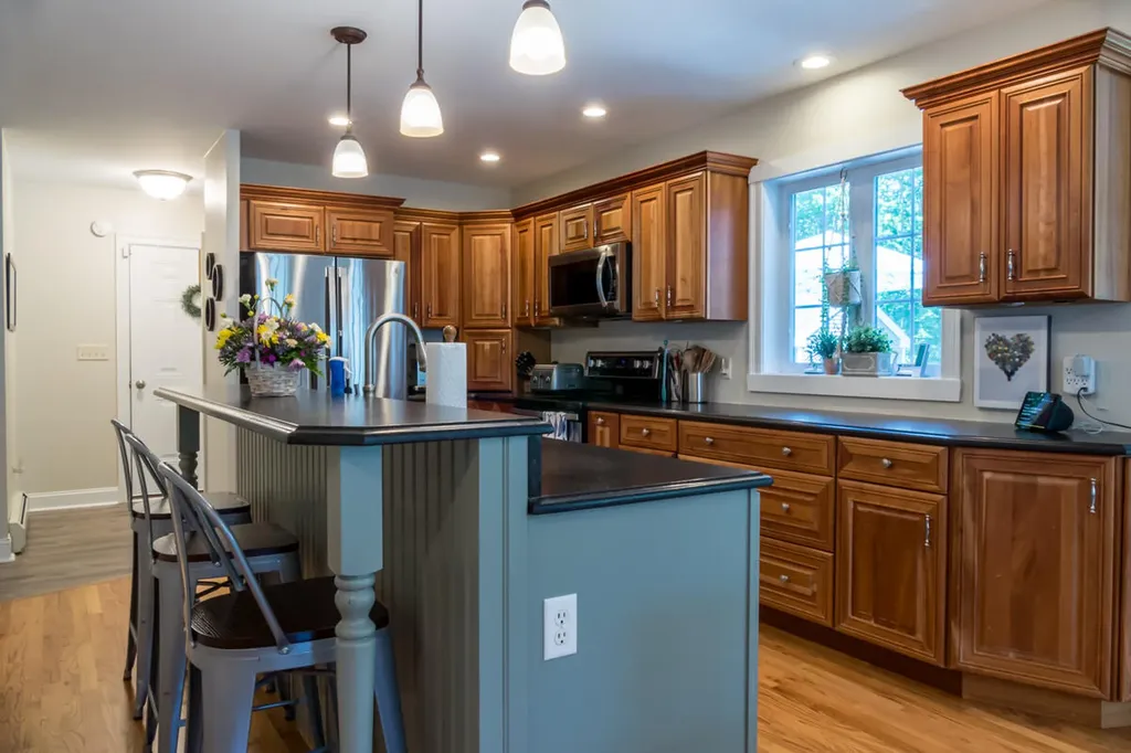 27 Ericas Way Kennebunk ME 04043