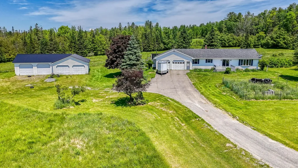257 Ripley Road Dexter ME 04930