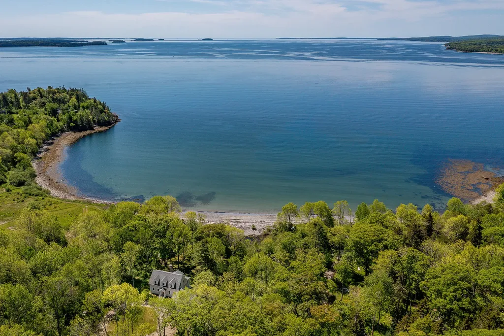 24 Soaring Eagle Point Northport ME 04849