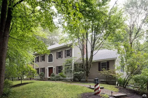 3 Deacon Drive York ME 03909