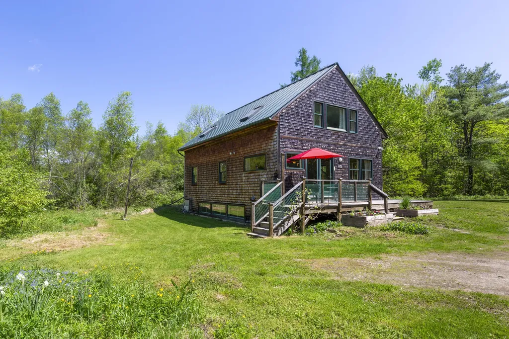 23 Sweet Fern Road Wiscasset ME 04578