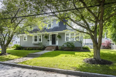 17 Dennett Street Portland ME 04102