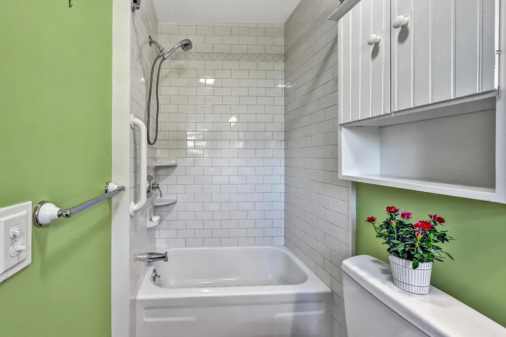 1302 High Street Bath ME 04530