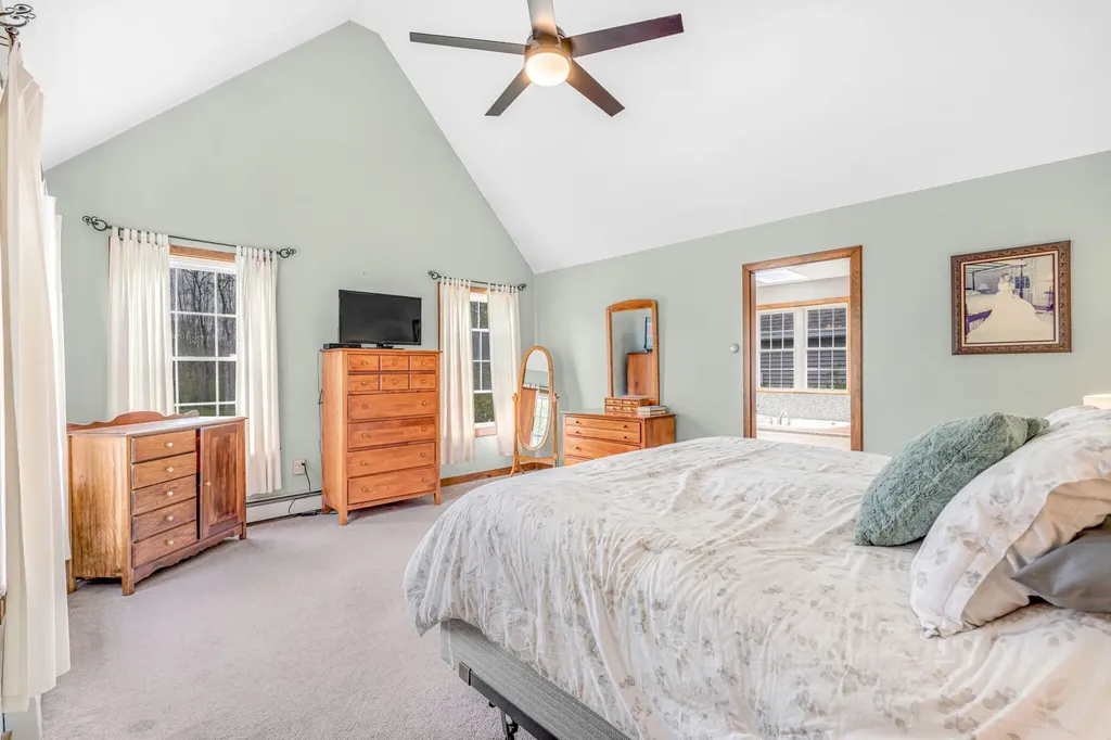 33 Mckinnon Road Bucksport ME 04416