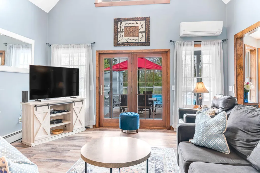 33 Mckinnon Road Bucksport ME 04416
