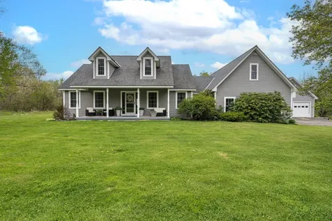 33 Mckinnon Road Bucksport ME 04416