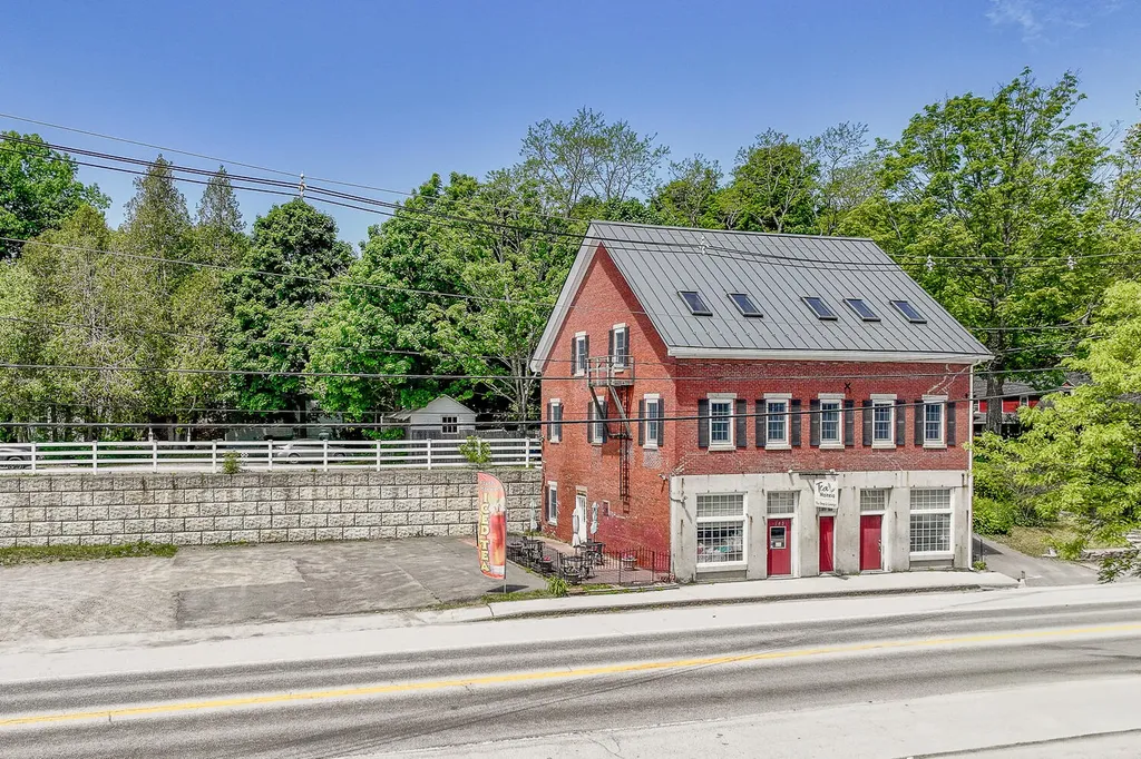 145 Main Street Winterport ME 04496