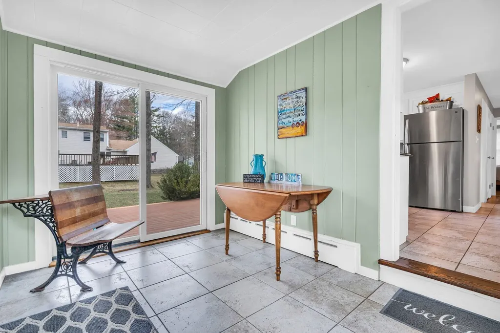 40 Pineloch Drive Portland ME 04103
