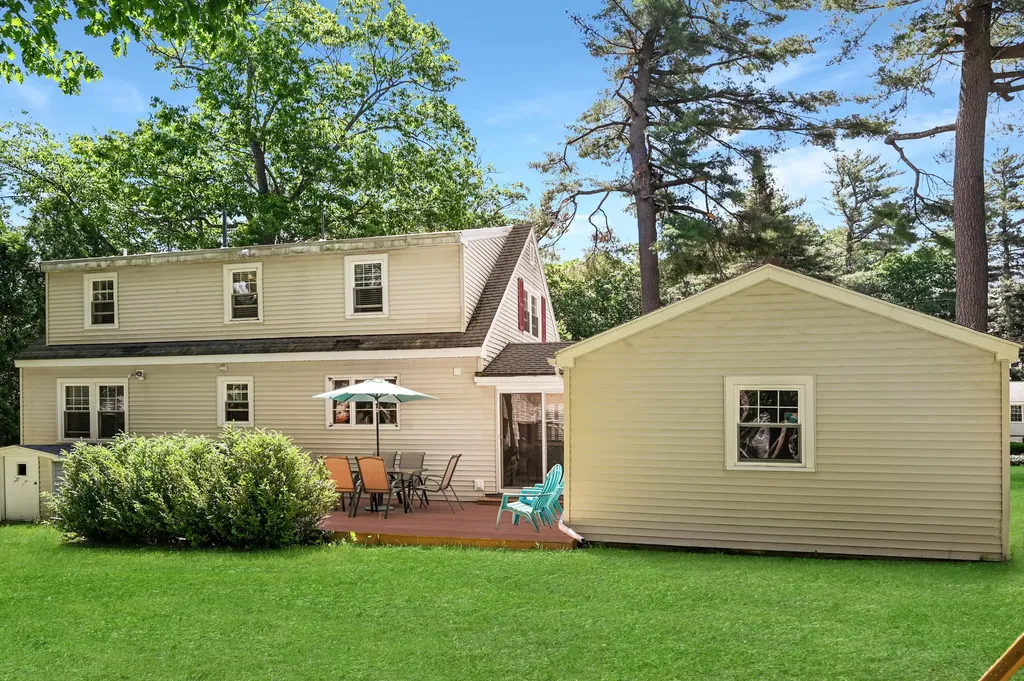 40 Pineloch Drive Portland ME 04103
