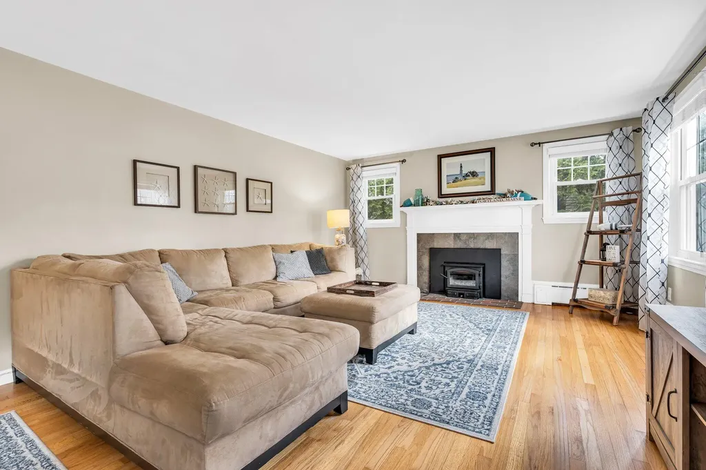 40 Pineloch Drive Portland ME 04103