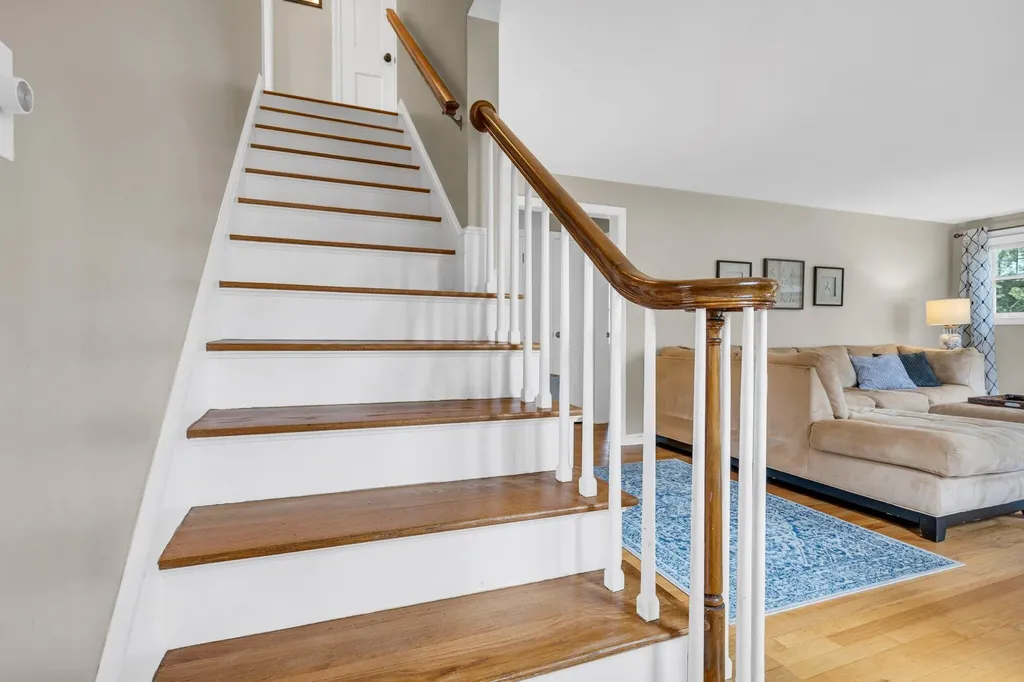 40 Pineloch Drive Portland ME 04103