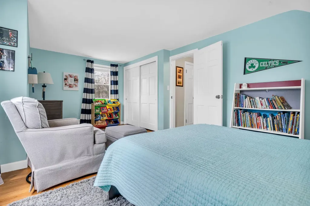 40 Pineloch Drive Portland ME 04103