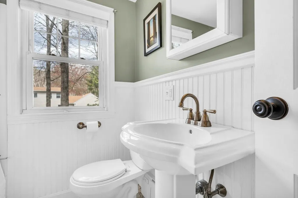40 Pineloch Drive Portland ME 04103