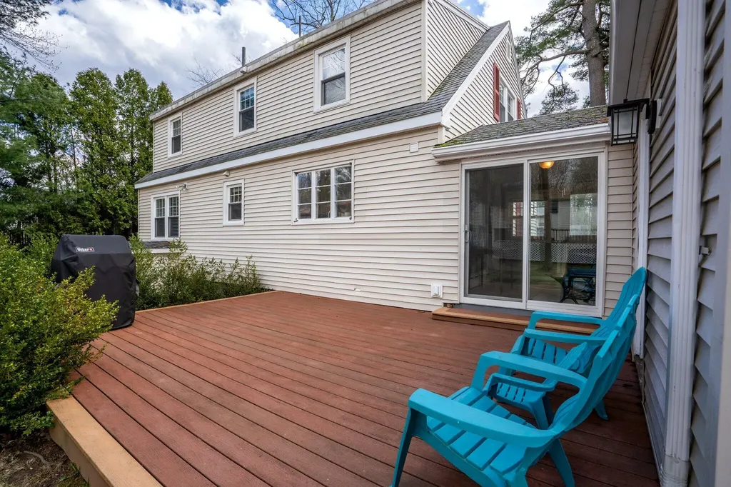 40 Pineloch Drive Portland ME 04103