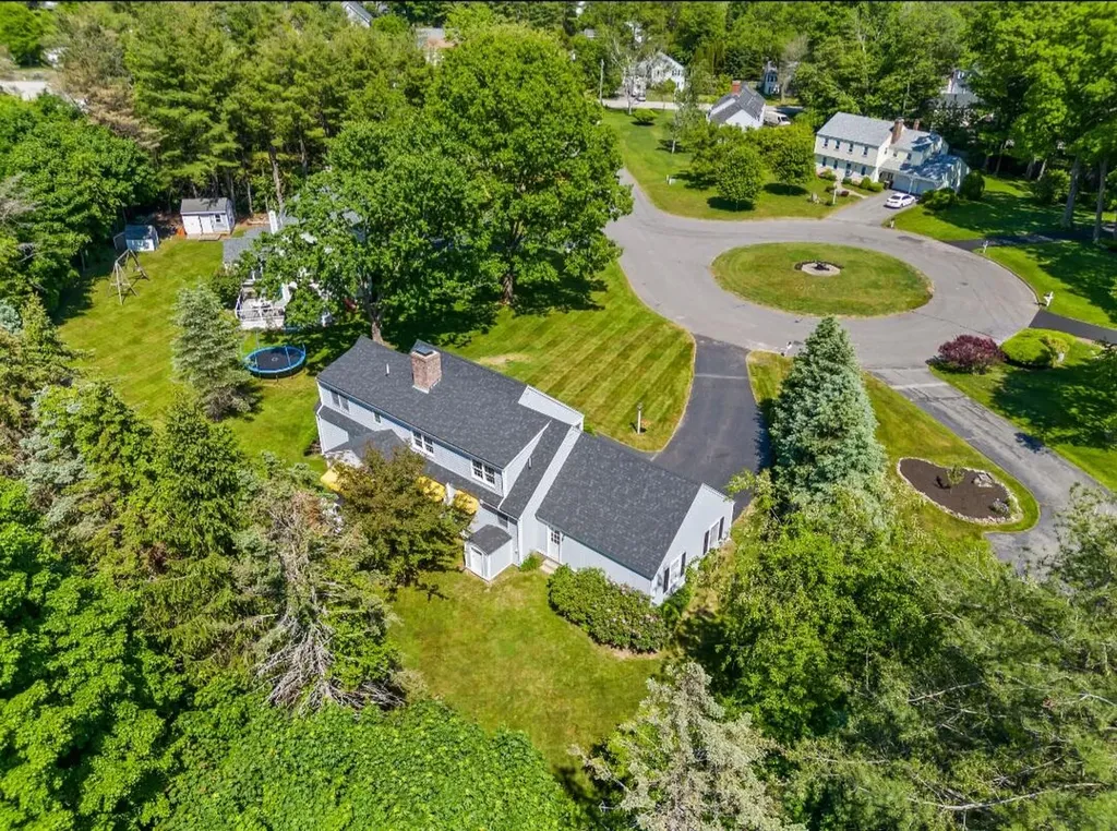7 Cannon Lane Scarborough ME 04074