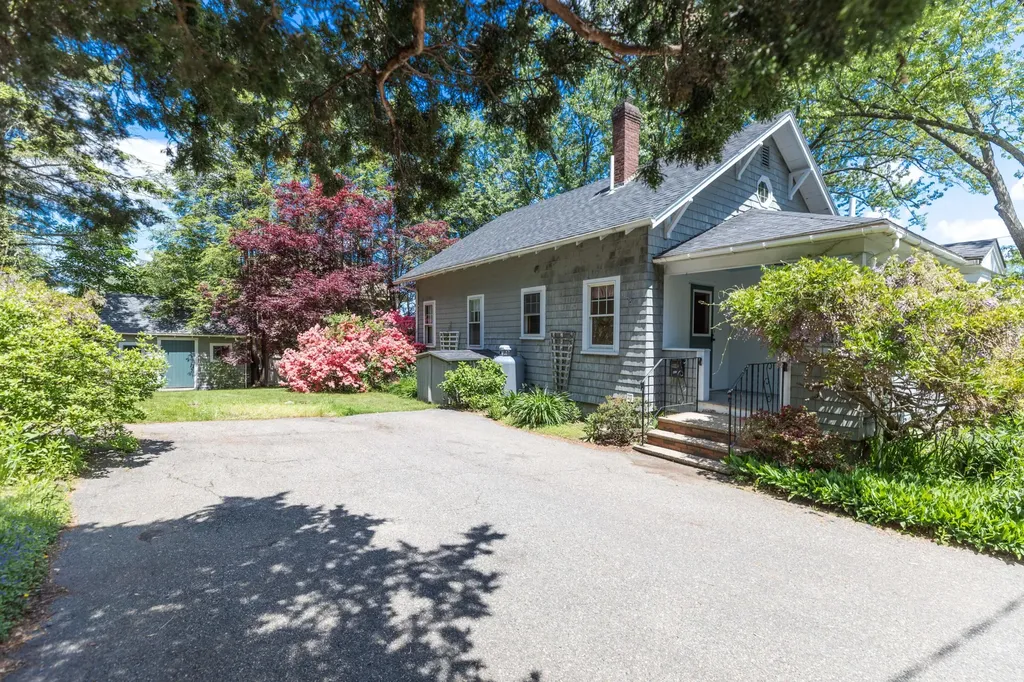 487 Main Street Eliot ME 03903
