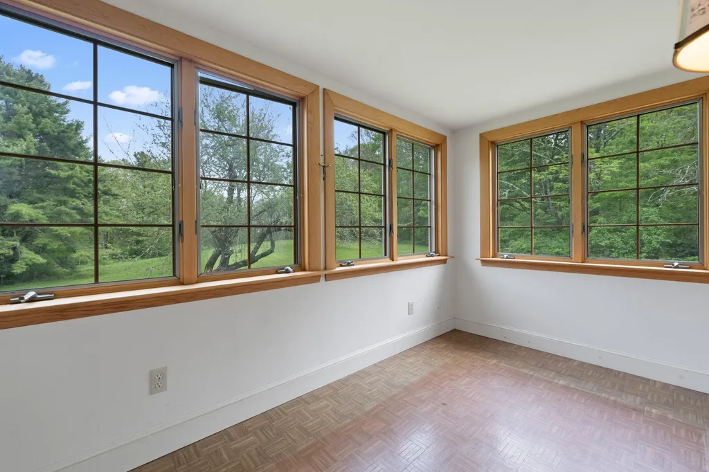 1242 State Route 129 South Bristol ME 04568