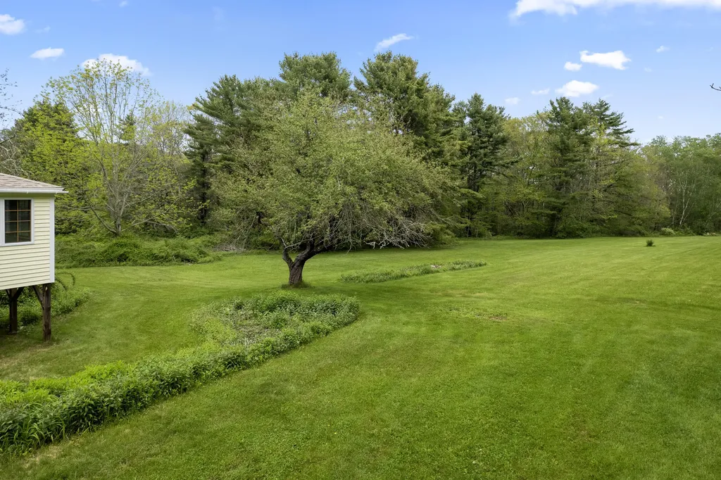 1242 State Route 129 South Bristol ME 04568