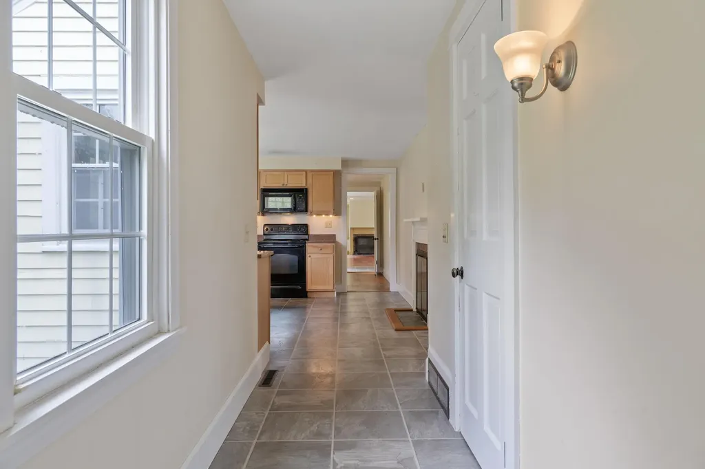 1242 State Route 129 South Bristol ME 04568