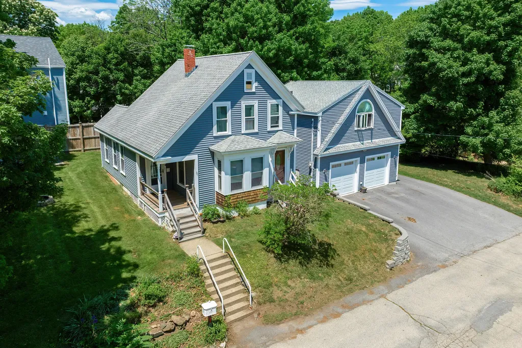 1 Pine Street Kittery ME 03904