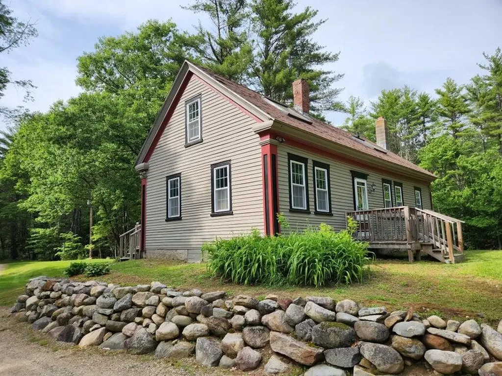 30 James Way Lebanon ME 04027