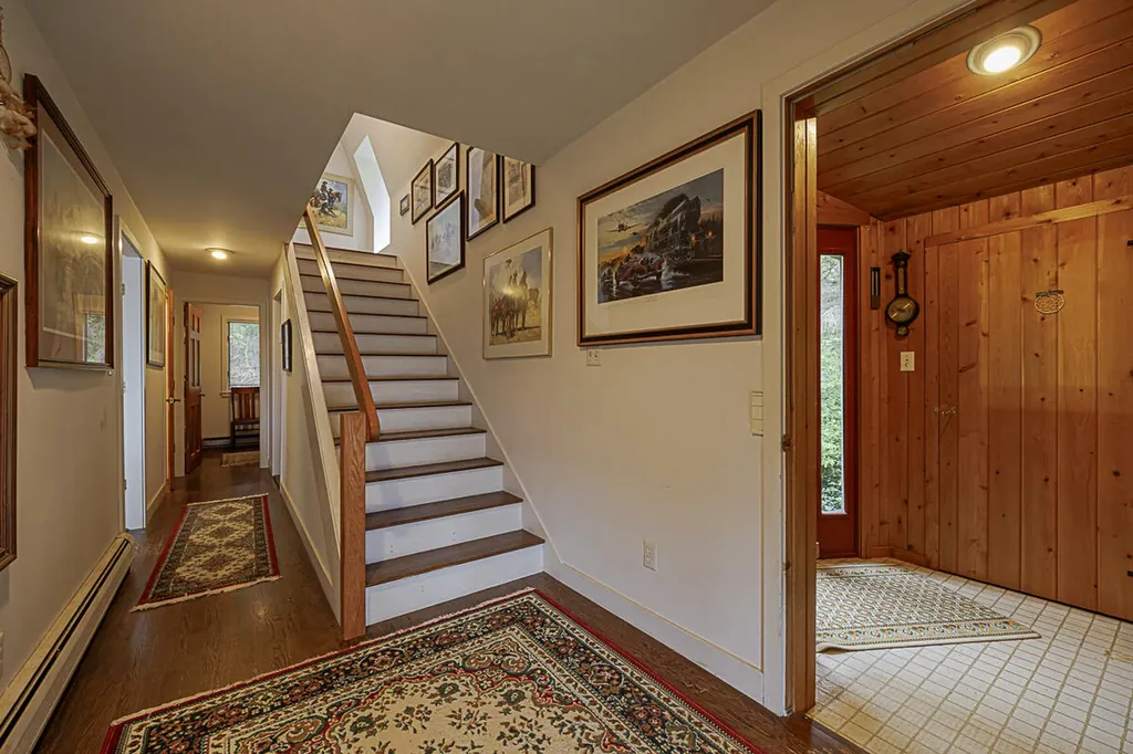 585 Bay Road Brooklin ME 04616