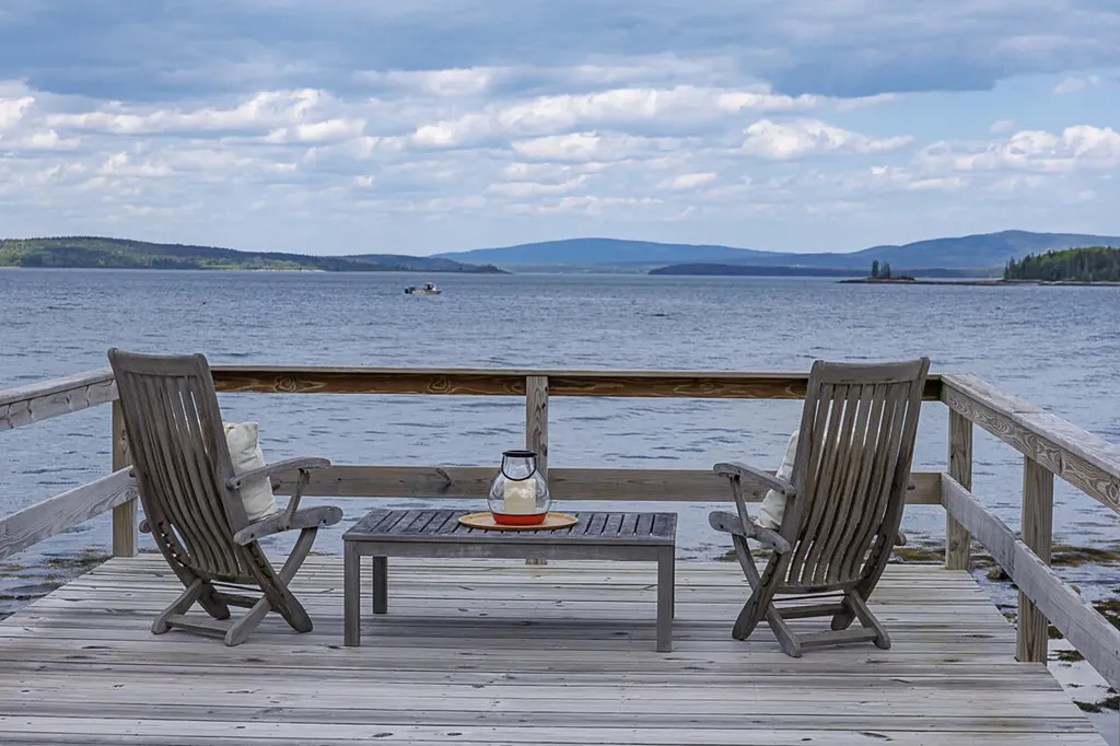 585 Bay Road Brooklin ME 04616