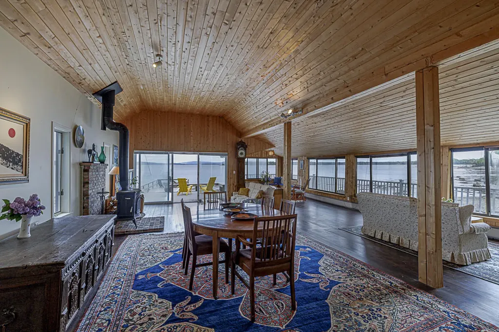 585 Bay Road Brooklin ME 04616