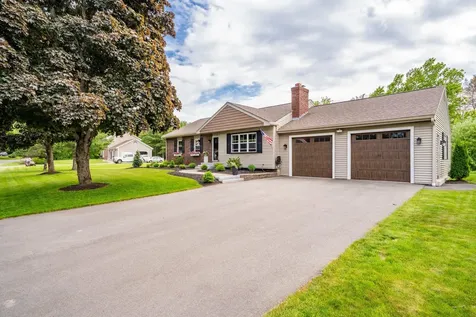 53 Clover Lane Brewer ME 04412