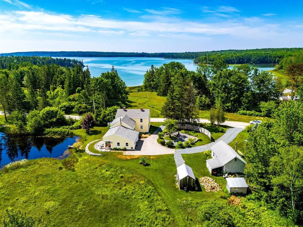 12 Flye Point Road Brooklin ME 04616