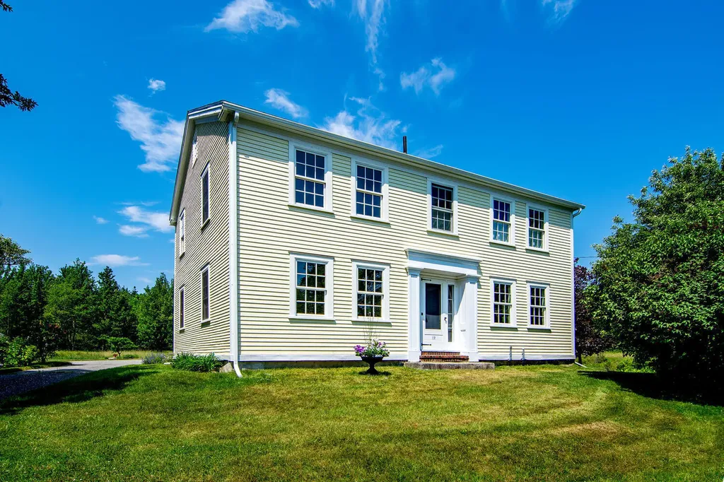12 Flye Point Road Brooklin ME 04616